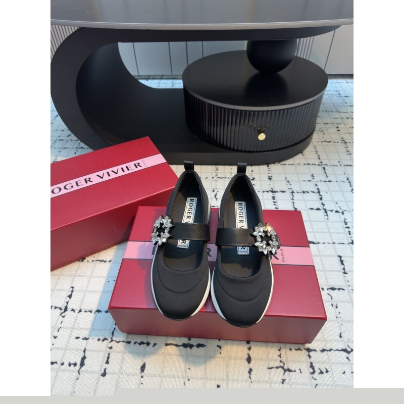 Roger Vivier Casual Shoes